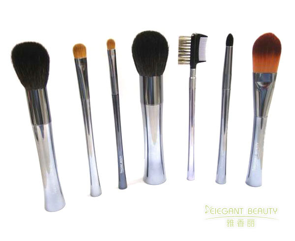 香蕉视频APP网站定製的曆史與現代：從手工藝到高科技定製